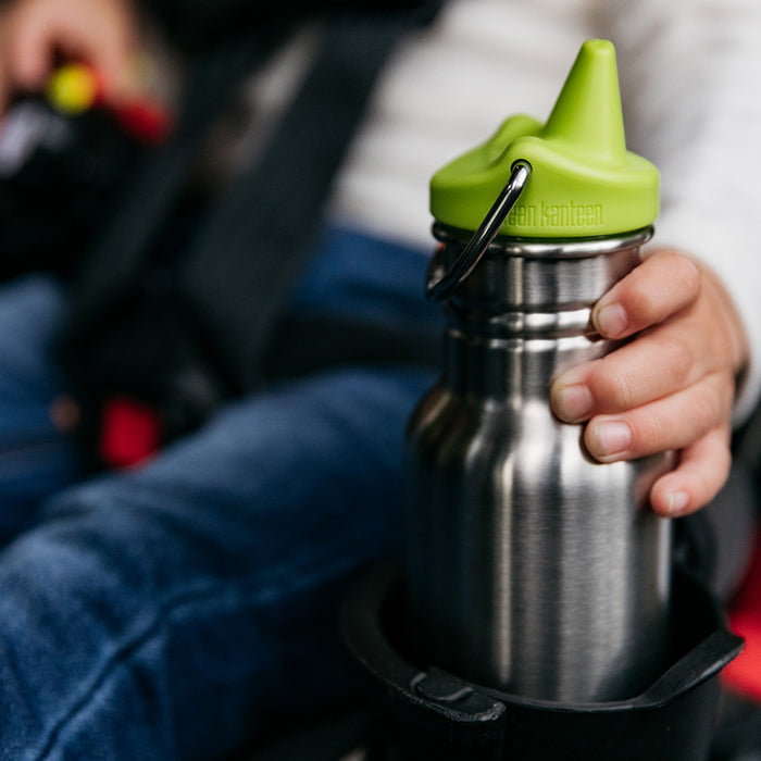 classic-kid-sippy-cap-m5 K12CNSIPPY-BS-sippy_bottle_carseat_lifestyle_6a57ff1f-474b-4c60-9003-2a6f3a064213.jpg