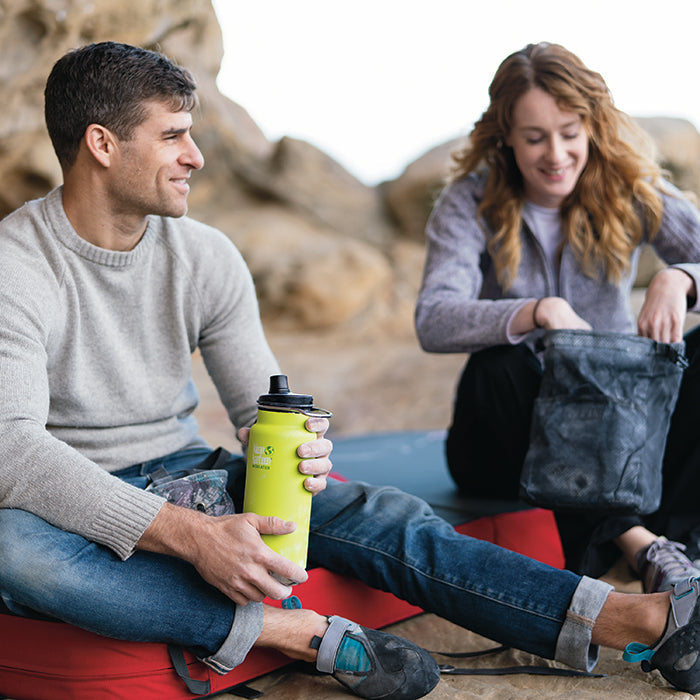 tkwide-chug-cap-b5 K32TKWSSL-JP-chug_cap_bouldering_lifestyle.jpg