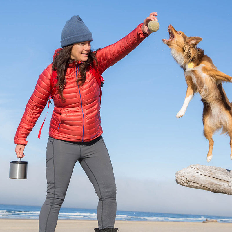 32oz-tkcanister-food-container-h1 food_canister_32oz_girl_beach_dog_jump_square.jpg